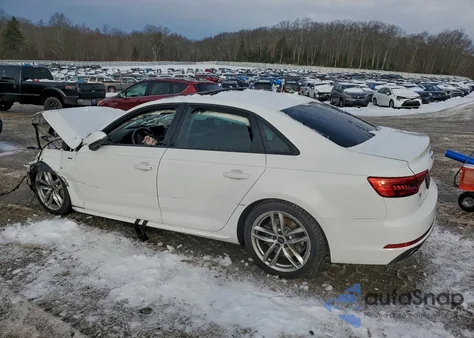 2017 Audi A4 Premium из США, поврежденный, VIN WAUDNAF40HN054865